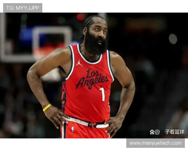 哈登与格林精彩对决集锦回顾展现篮球巅峰对抗与技艺之美