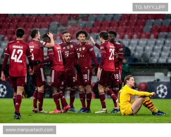 拜仁与巴萨巅峰对决央视解说全程回顾精彩瞬间与战术分析 拜仁与巴萨巅峰对决央视解说全程回顾精彩瞬间与战术分析