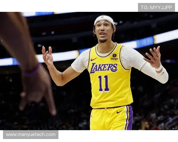 湖人对决雷霆精彩文字直播全程跟进与赛况分析