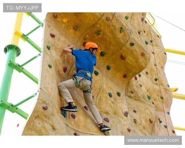 重庆攀岩队荣登全国攀岩力量排行榜首位展现强大实力与团队精神 重庆攀岩队荣登全国攀岩力量排行榜首位展现强大实力与团队精神