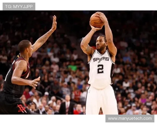 马刺与骑士常规赛精彩对决回顾球员表现与战术分析全景呈现 马刺与骑士常规赛精彩对决回顾球员表现与战术分析全景呈现