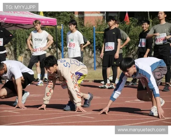 极限运动会特别报道杭州滑板队拼搏历程与梦想追逐的故事